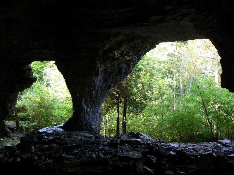 Bruce's Caves